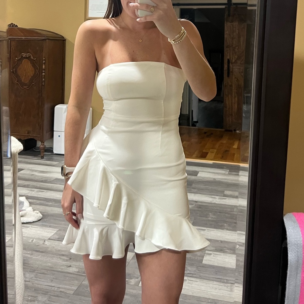 Lulus White mini dress